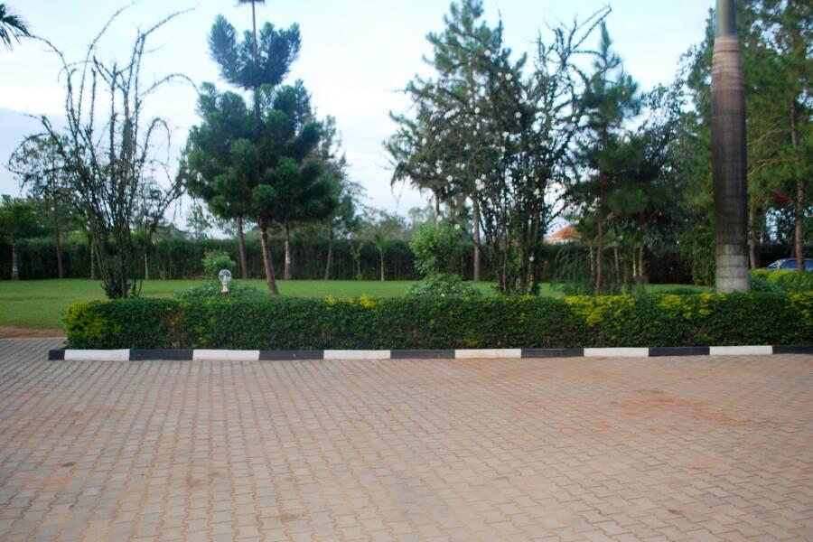 Palm World Hotels Mbarara Extérieur photo