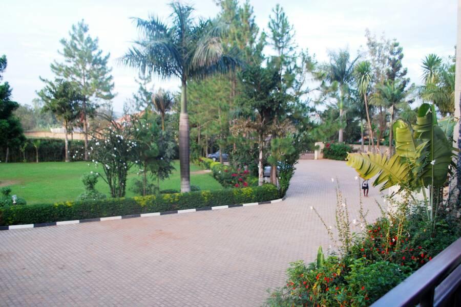 Palm World Hotels Mbarara Extérieur photo