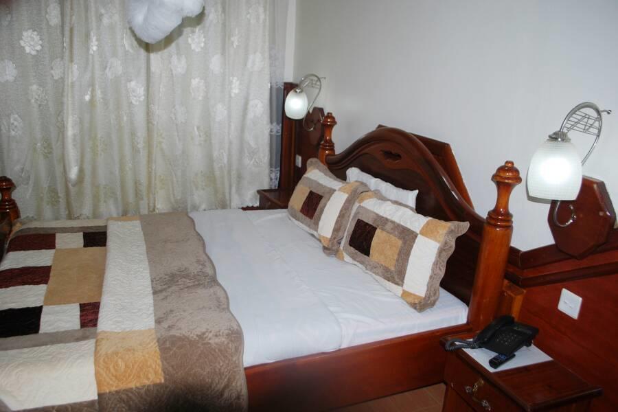 Palm World Hotels Mbarara Extérieur photo