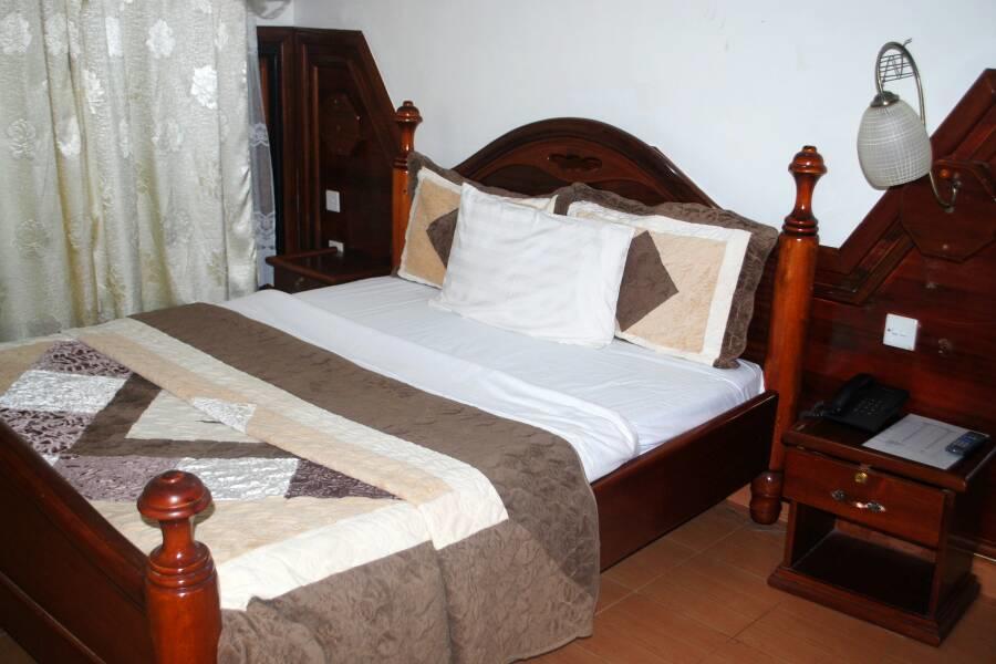 Palm World Hotels Mbarara Extérieur photo