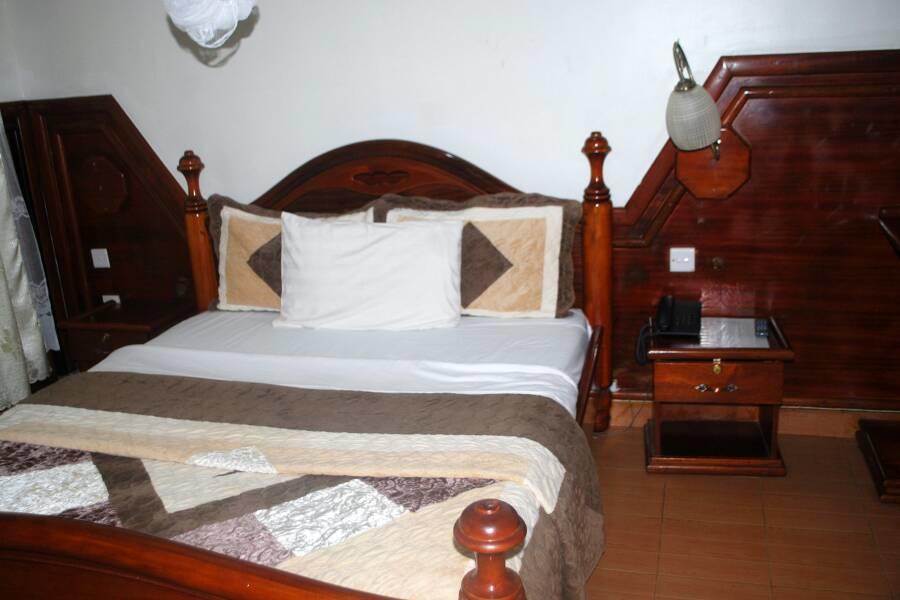 Palm World Hotels Mbarara Extérieur photo