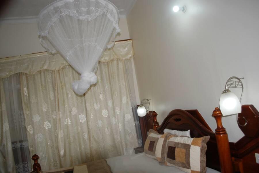 Palm World Hotels Mbarara Extérieur photo
